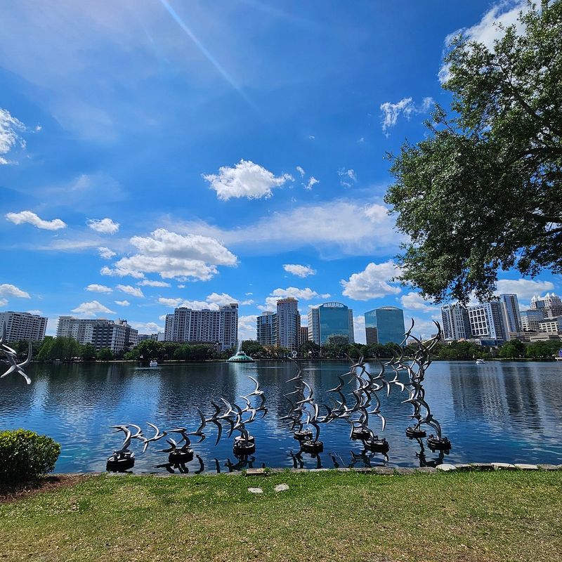 Lake Eola Park