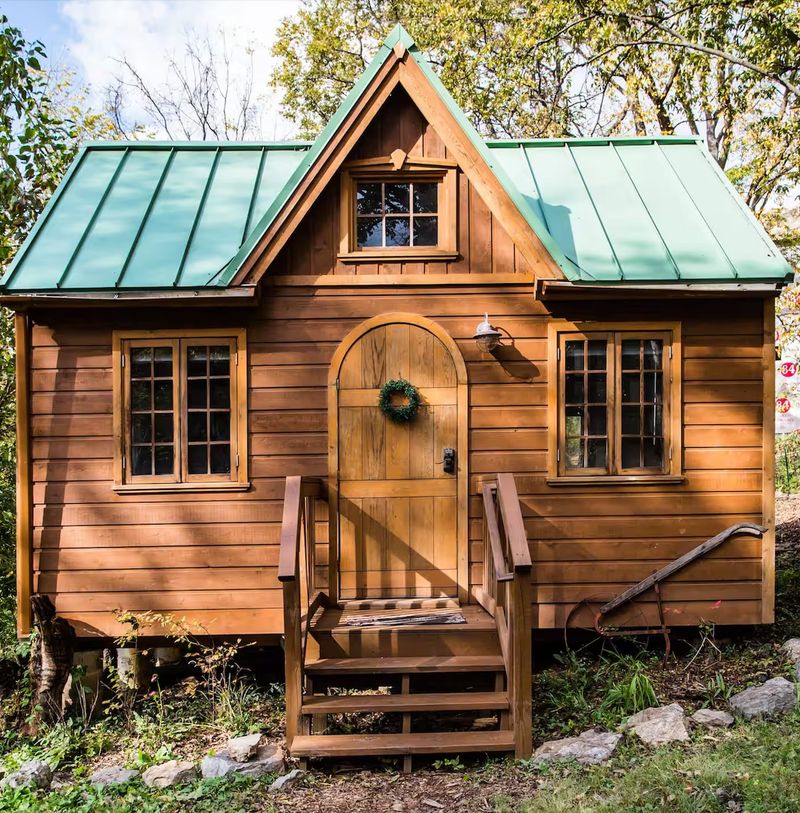 Storybook Porch Arrival
