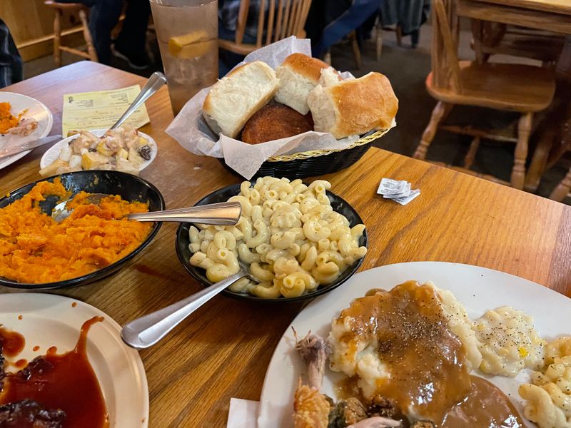 The Mac and Cheese That Locals Swear By