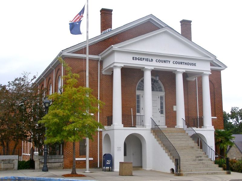 Edgefield: Pottery and Political Heritage