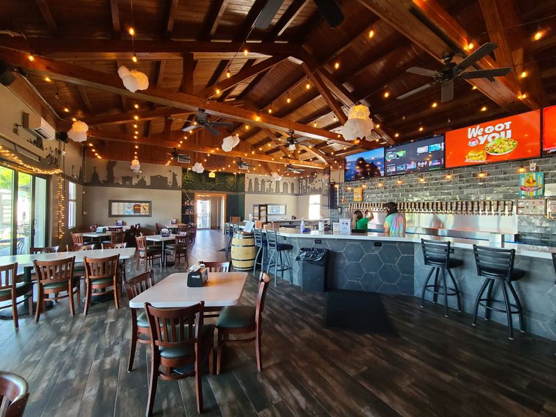 Curry Ford West / Hourglass District