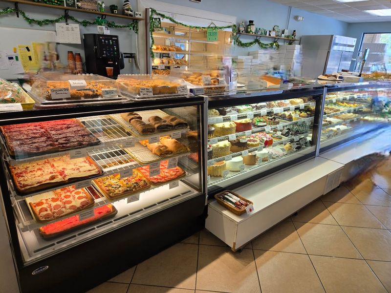 Paisano’s Italian Bakery (Sarasota)