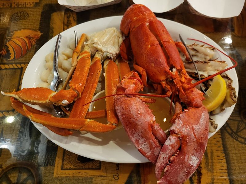 Dixie Crossroads (Titusville)