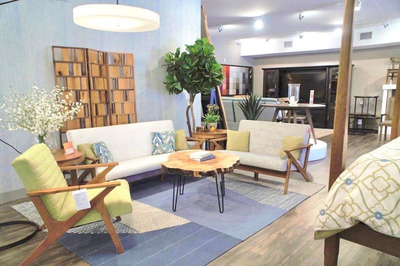 DutchCrafters Amish Furniture (Sarasota)