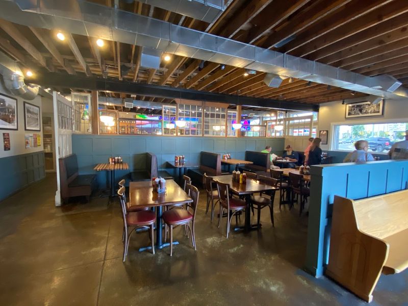 Sweet P's Uptown Corner (Knoxville)