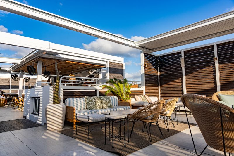 Esme Hotel Rooftop / El Salón programming (South Beach)