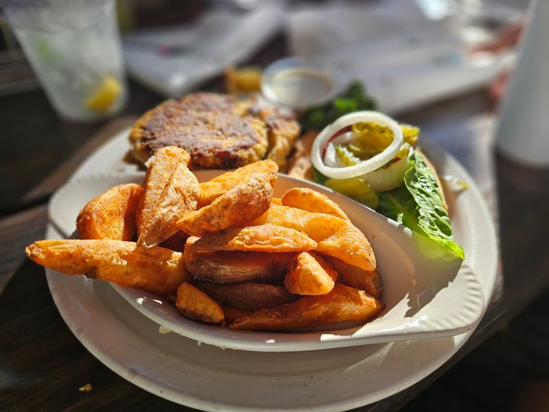 A Riverside Story Born From Oysters