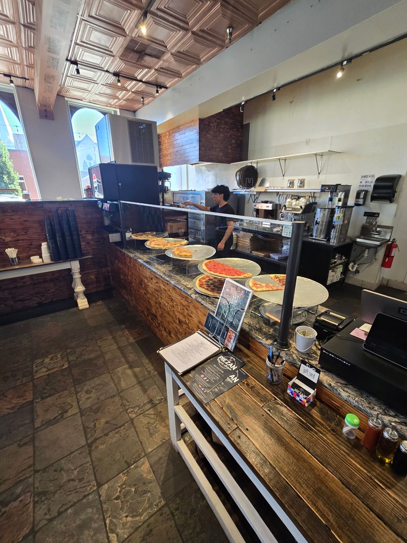 Why Locals Can't Get Enough of This Tiny-Town Pizzeria