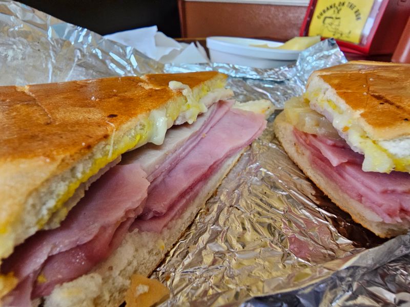 Cubans on the Run (Casselberry)