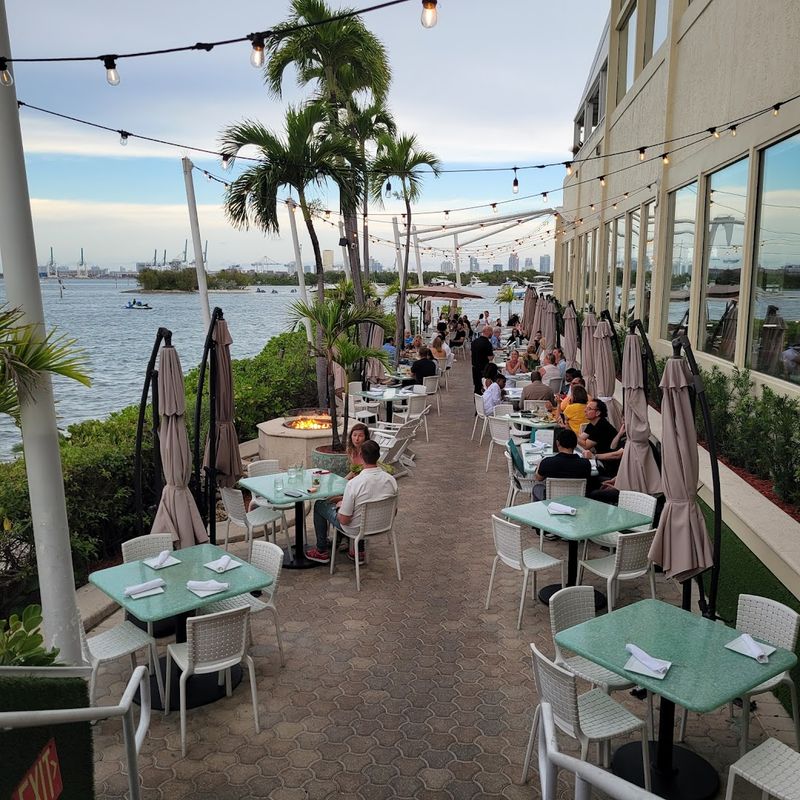 Rusty Pelican (Key Biscayne, Florida)