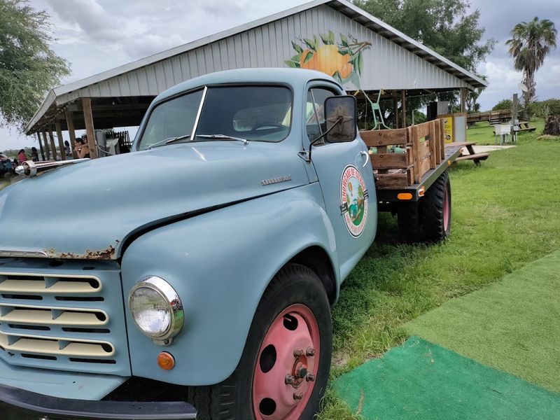 Tractor Bar & Creamsicle Slushies