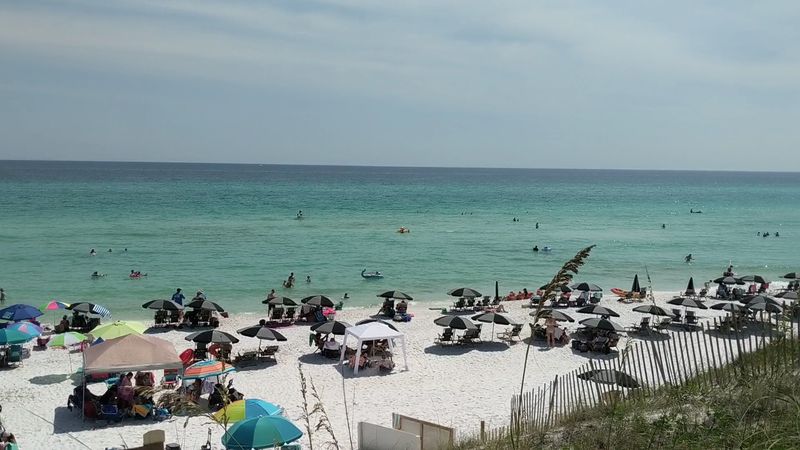 Blue Mountain Beach area — Draper Lake (viewpoints + nearby public access areas)