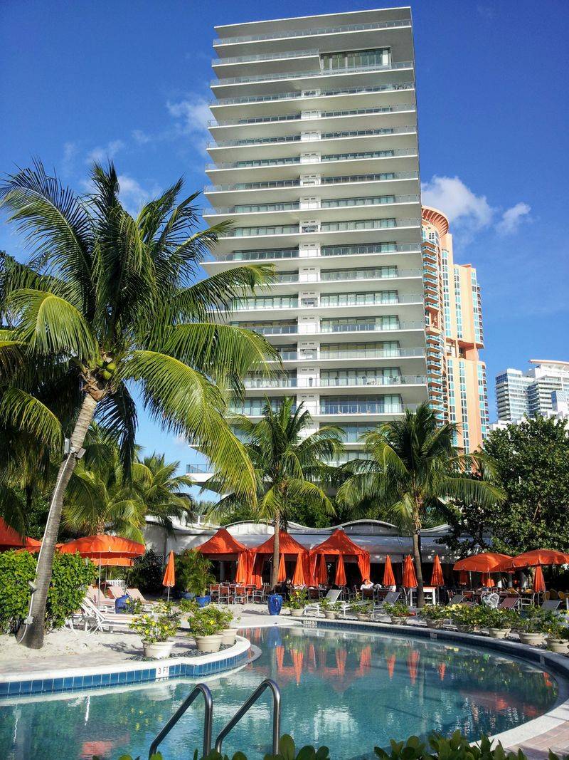 South Pointe Drive Near Collins (South of Fifth)