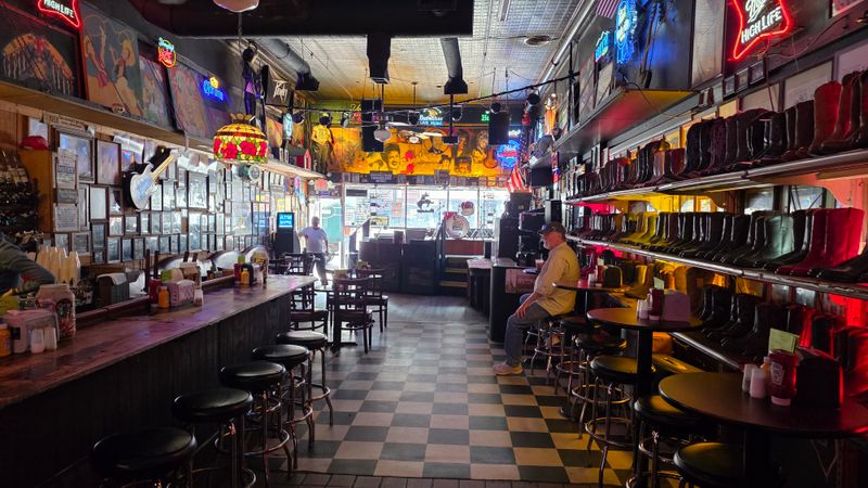 When to Go: Best Times to Avoid the Biggest Crowds