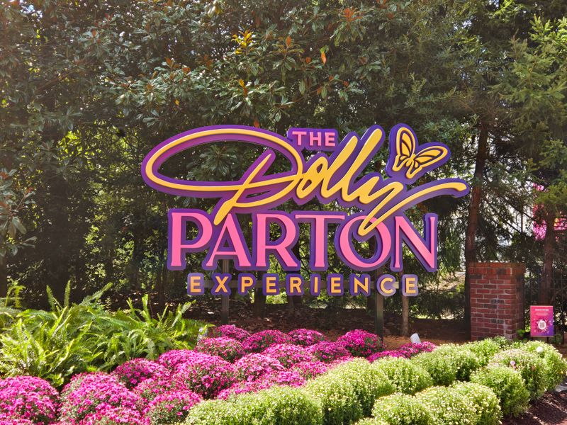 Dollywood (Off-Peak Days)