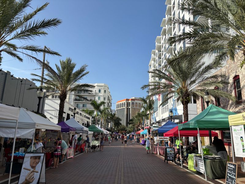 Sarasota Farmers Market (Sarasota)