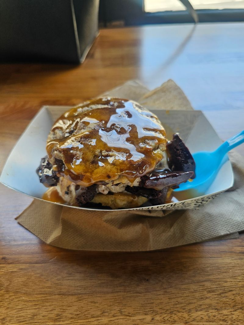 Chocolate and dessert hop in Nashville