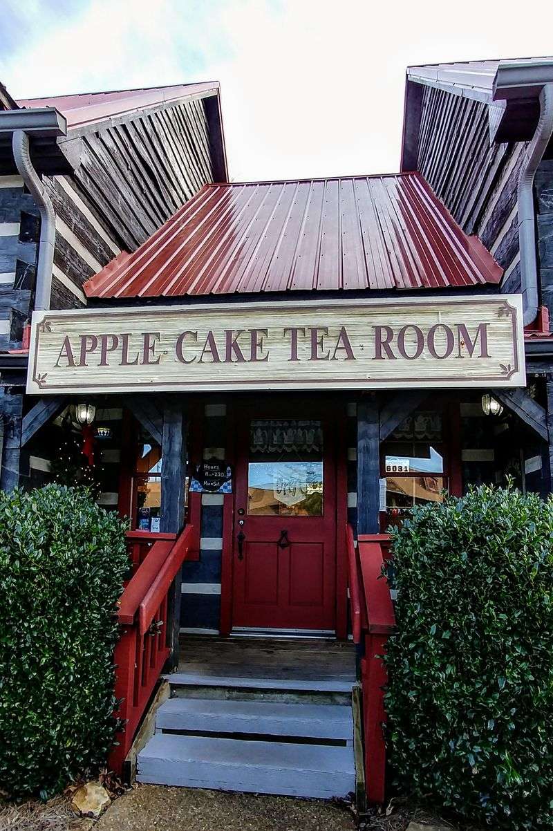 Applecake Tea Room — Knoxville