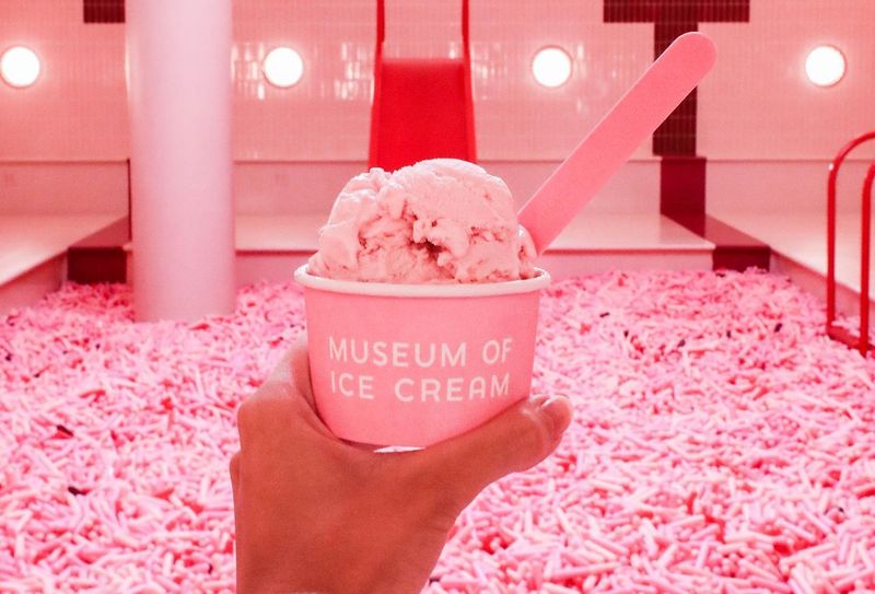 Tasting Stations and Sweet Samples