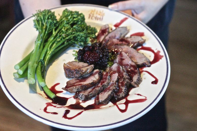 What It's Like to Dine at High Point Restaurant