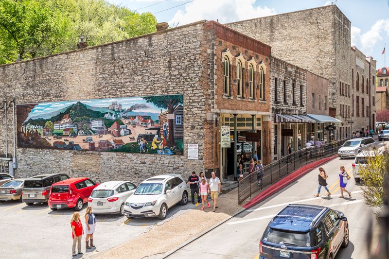 Eureka Springs, Arkansas (5 hours)