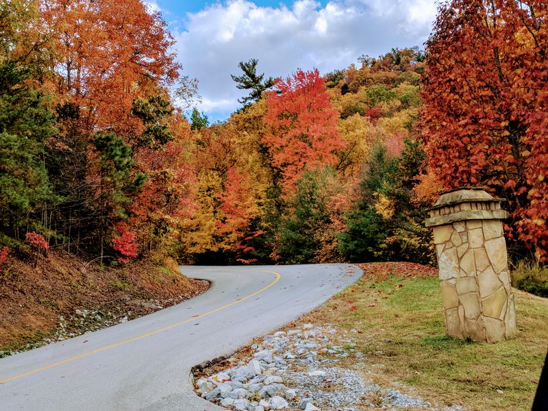 Wears Valley Road (US-321) to Townsend