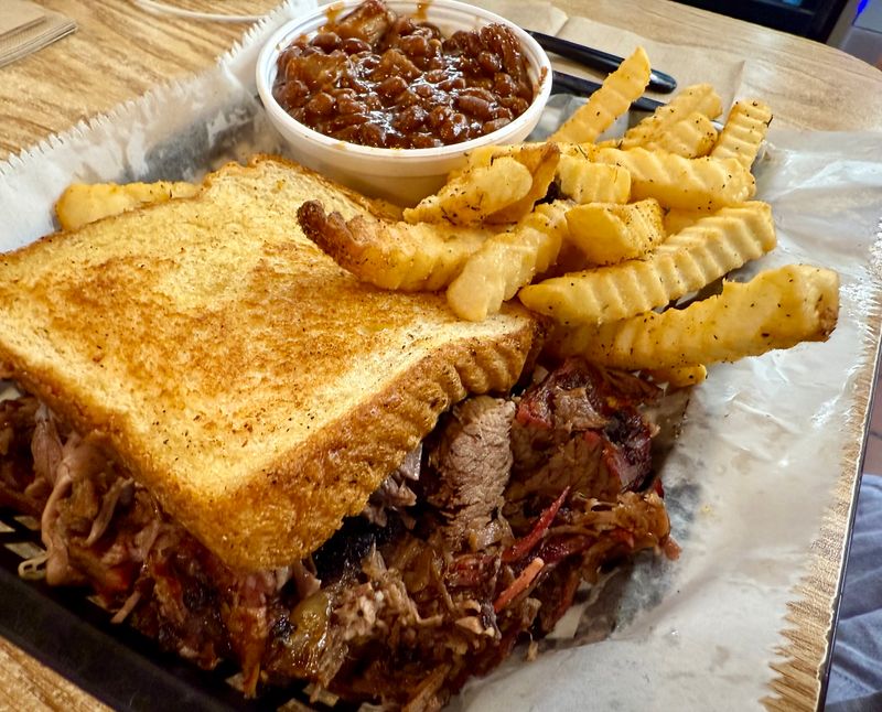 Pearl Country Store & Barbecue
