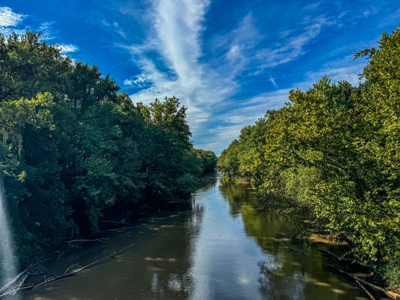 Paddle Hyde Lake by Kayak or Canoe