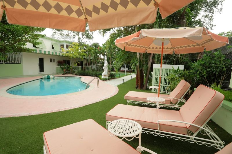 Vintage-inspired estate with pool, spa sunroom, and room for large groups