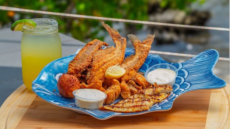 Aunt Catfish’s On the River (Port Orange)