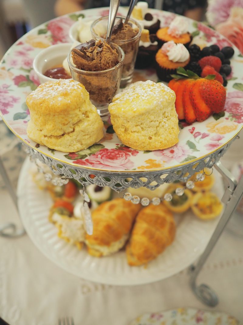 Scones With Clotted Cream