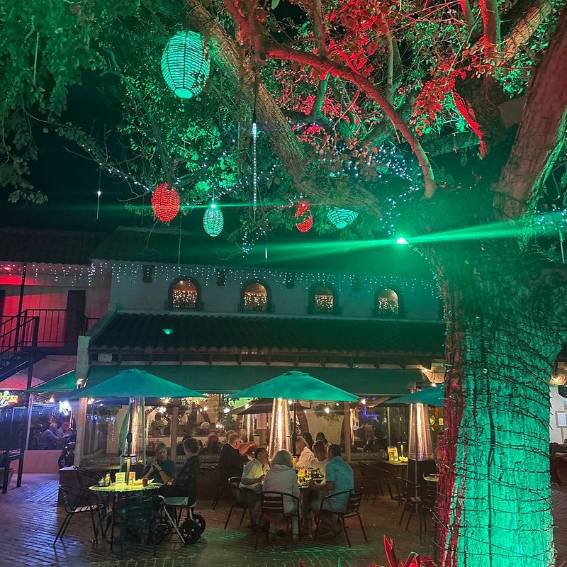 Mi Pueblo El Restaurante