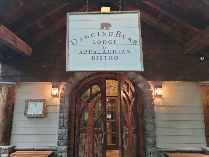 Dancing Bear Appalachian Bistro – Townsend