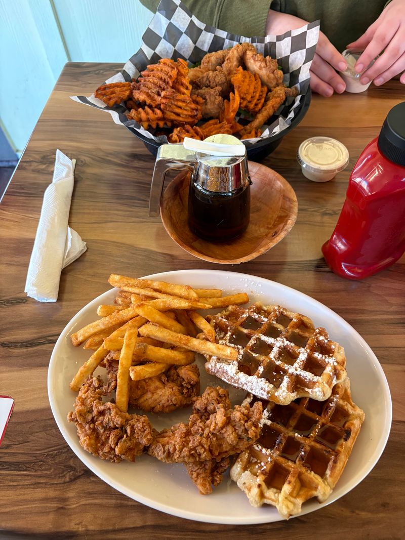 What Makes Elvira's Cafe Stand Out From Other Tennessee Breakfast Spots