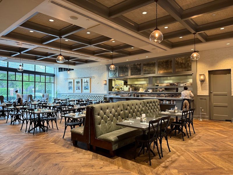 The Champagne Bar Sparkle