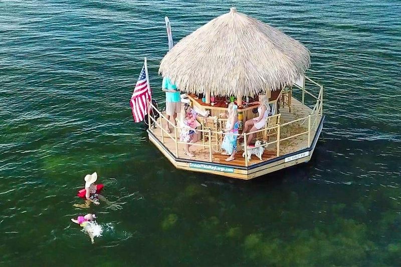 Cruisin’ Tikis Key Largo – Blackwater Sound Beach