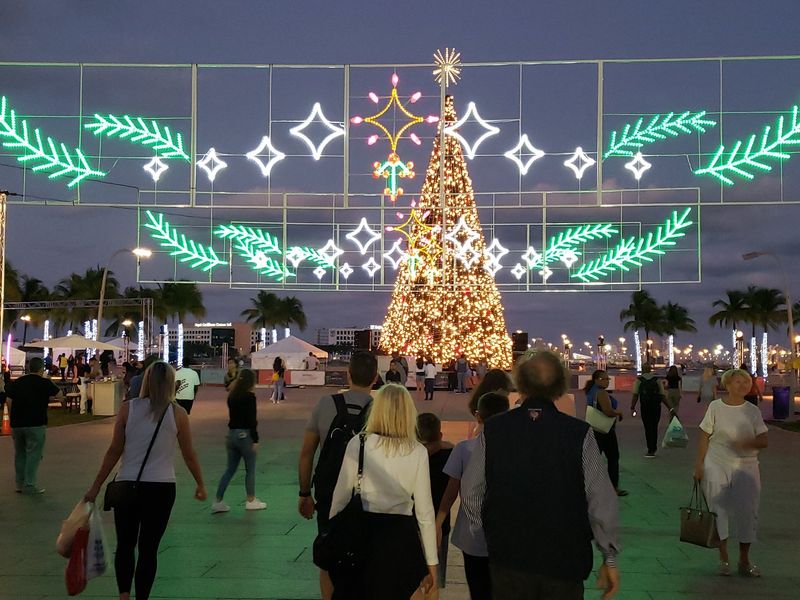 Bayfront Park Holiday Village