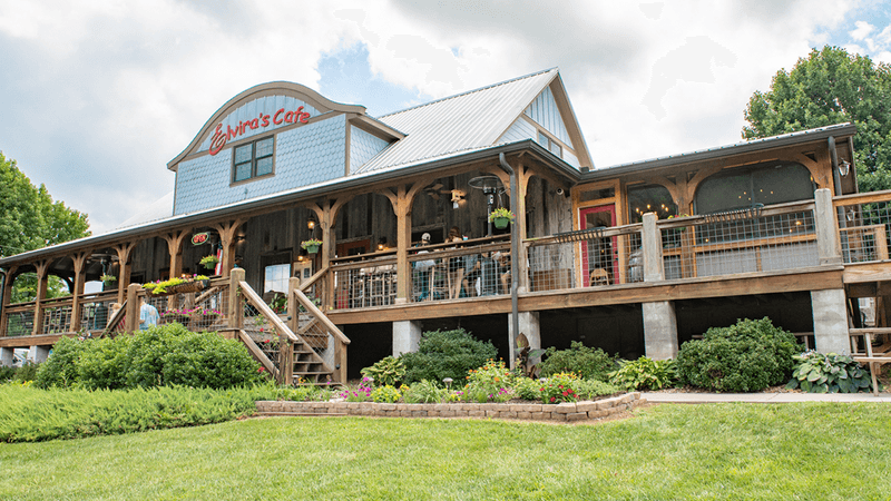 Why Elvira's Cafe Is One of Tennessee's Most Beloved Breakfast Spots