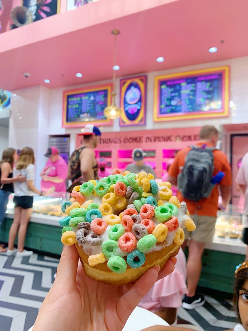 The Doughnut Sundae — Voodoo Doughnut (Universal CityWalk, Orlando)