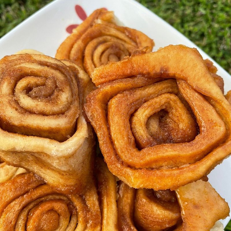 A Fresh Location, the Same Famous Roll