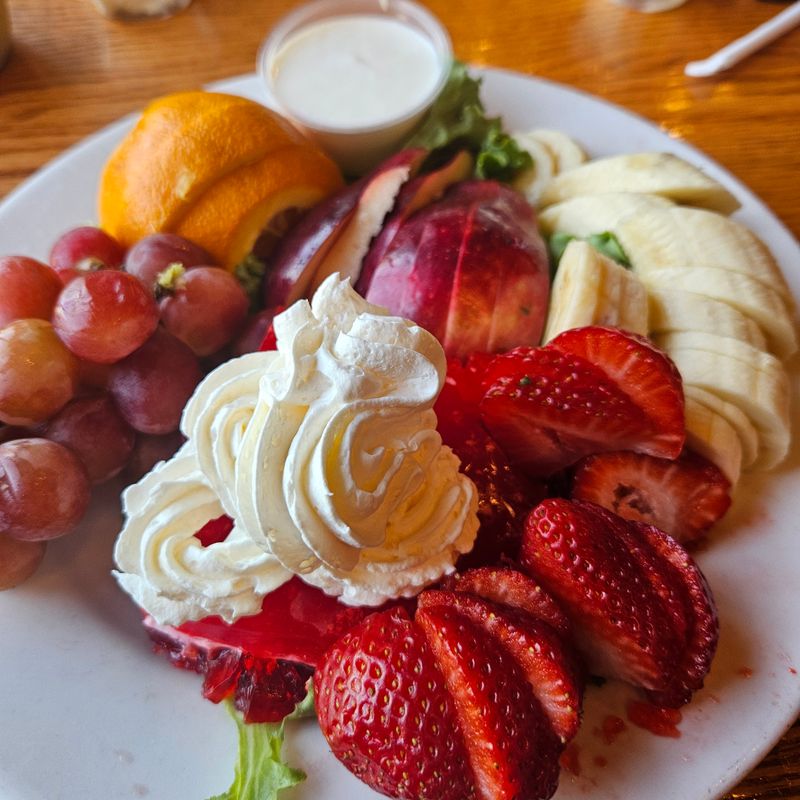 Blackberry Cobbler and Pecan Pie Finale