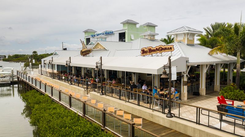 Outriggers Tiki Bar & Grille