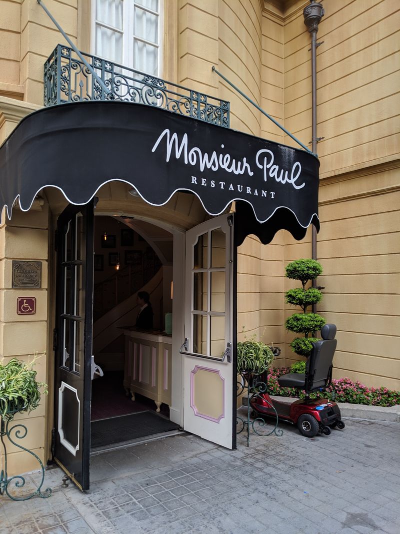 Monsieur Paul