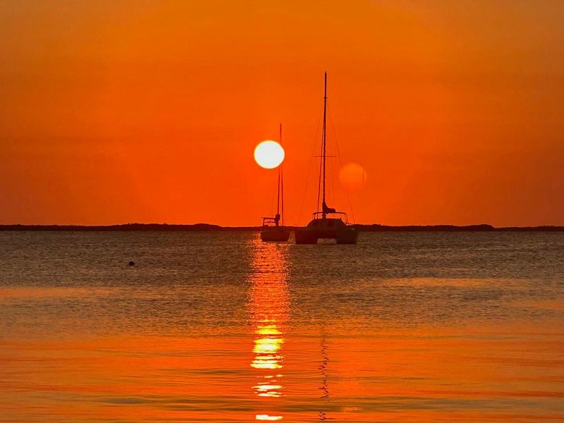 Aquaholic Adventures – Pennekamp Beach Area