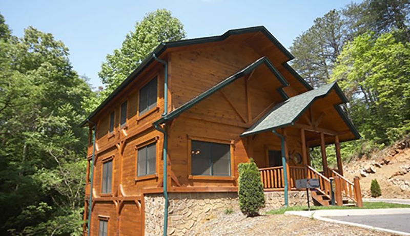 Gatlinburg Falls Resort (Cabin Rental)