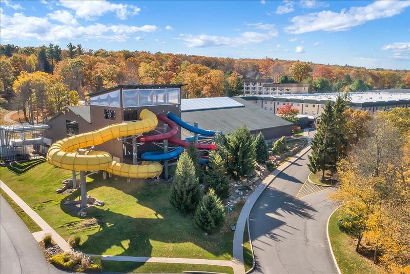 Split Rock Resort Water Park – Lake Harmony, PA