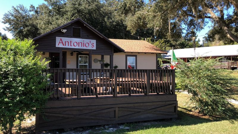 Before You Go: When to Visit, Where to Eat, and Where to Stay