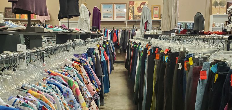 What Makes LIVE-IT One of Tennessee's Most Impressive Thrift Stores