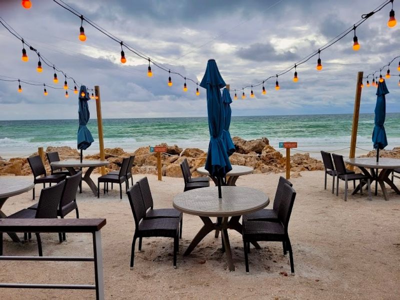 Beach House Waterfront Restaurant (Anna Maria Island)