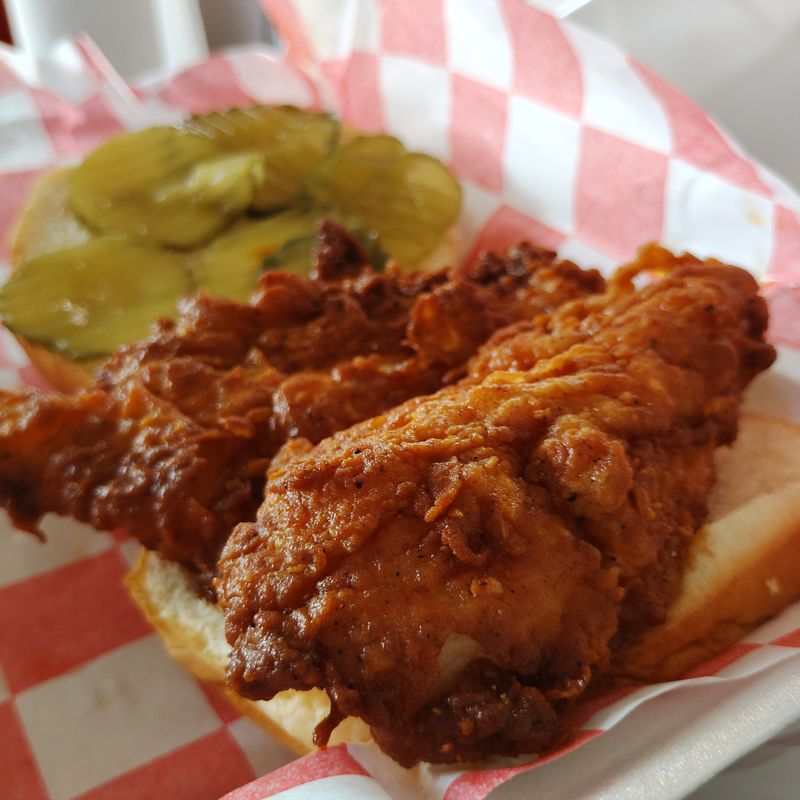 Helen's Hot Chicken (Nashville)